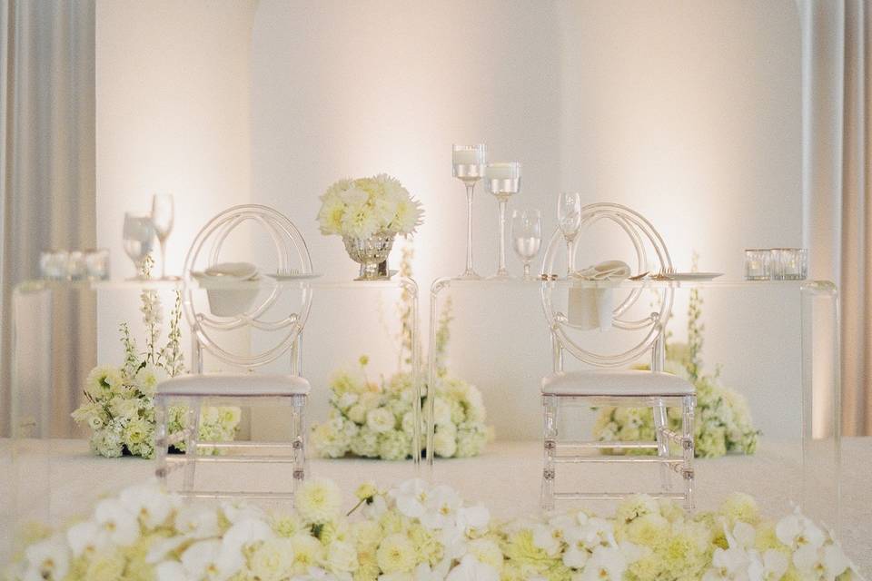 Bride & Groom Table