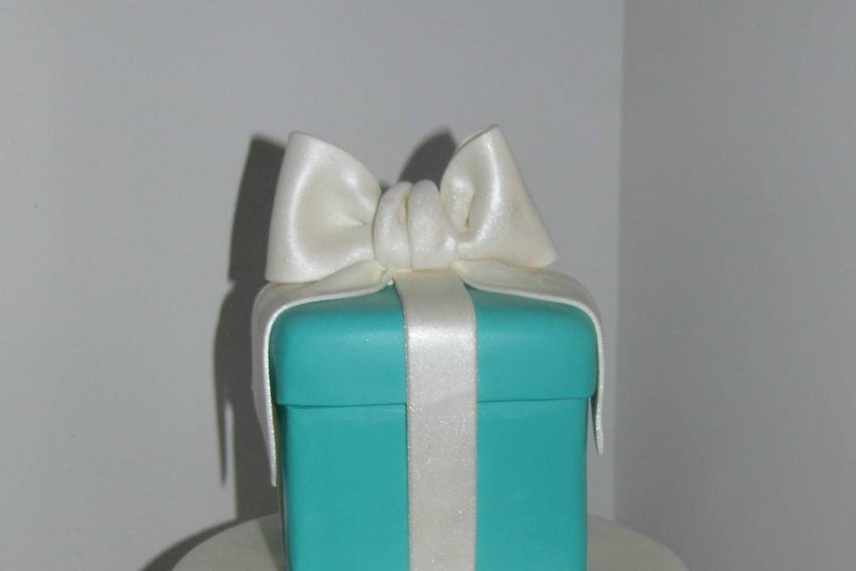 Tiffany themed Box Cake