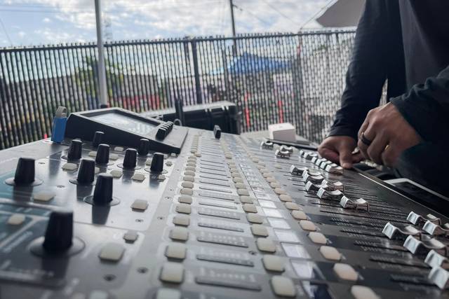 Oahi Entertainment