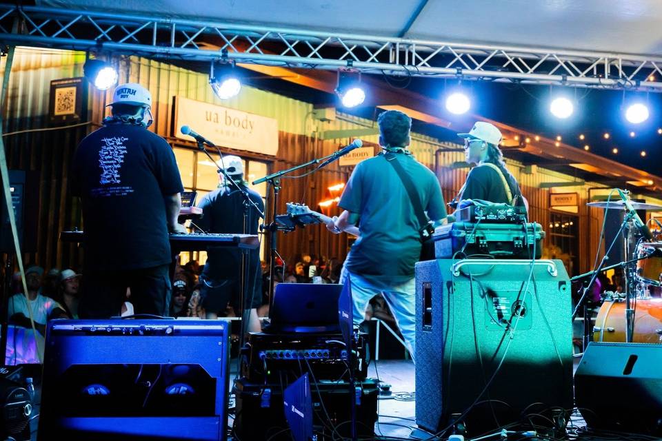 Oahi Entertainment