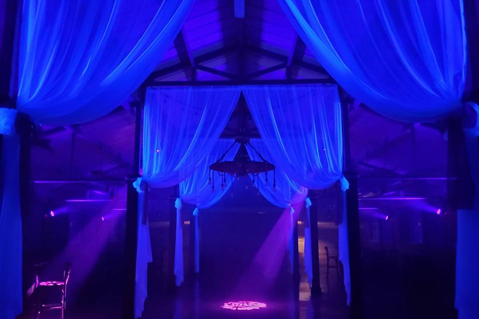 Epic sound & lighting included