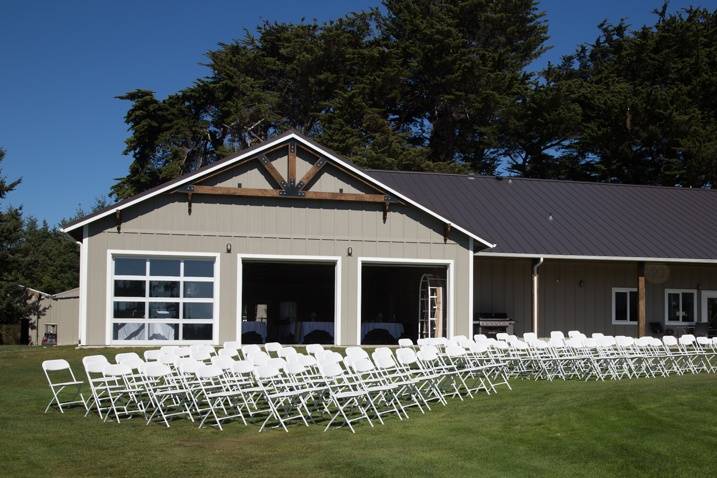 Set for an outdoor wedding
