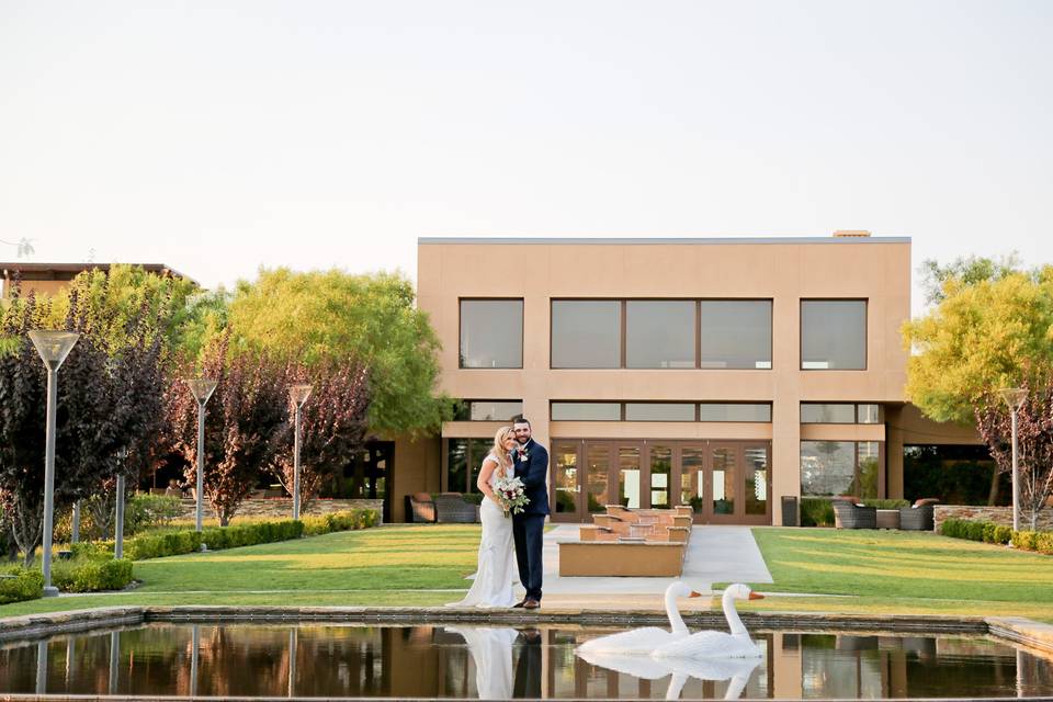 Scenic couple