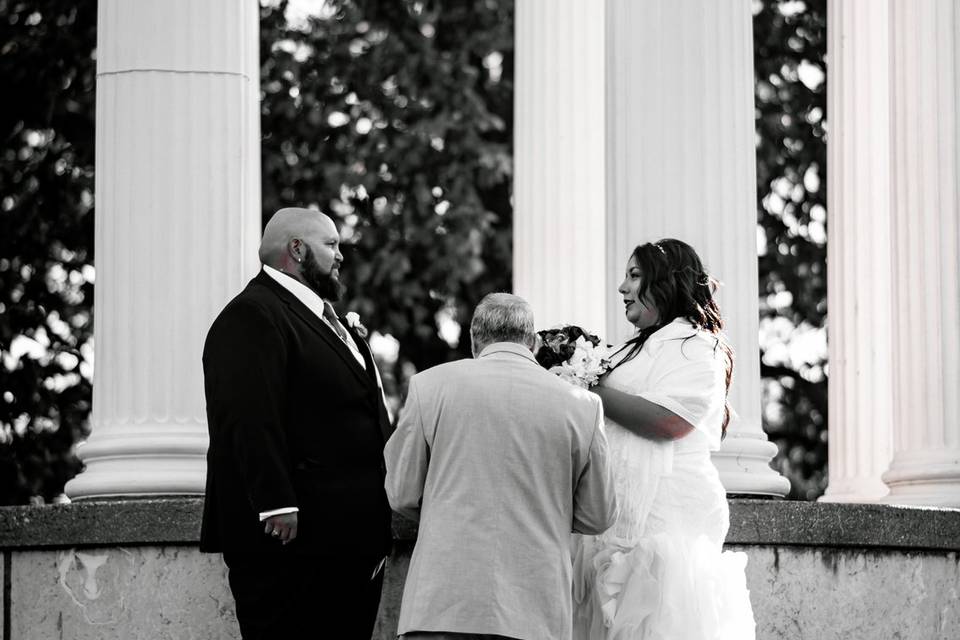 Black and white ceremony