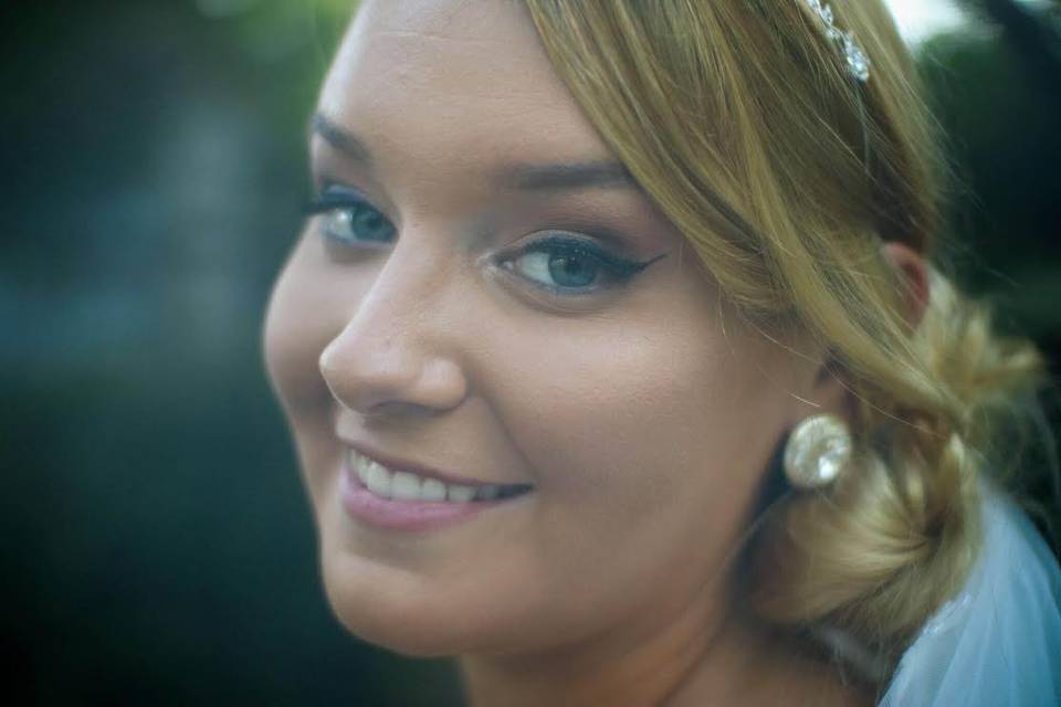 Makeup: Beauty by KaitlynPhoto: Pear Weddings