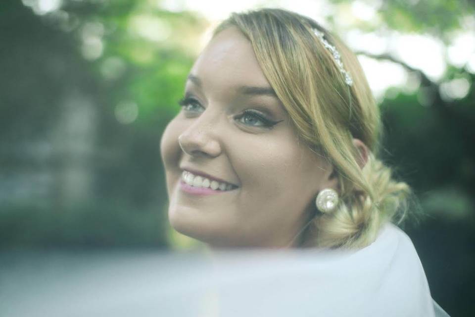 Makeup: Beauty by KaitlynPhoto: Pear Weddings