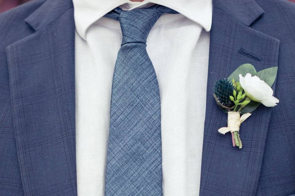 Groom Details