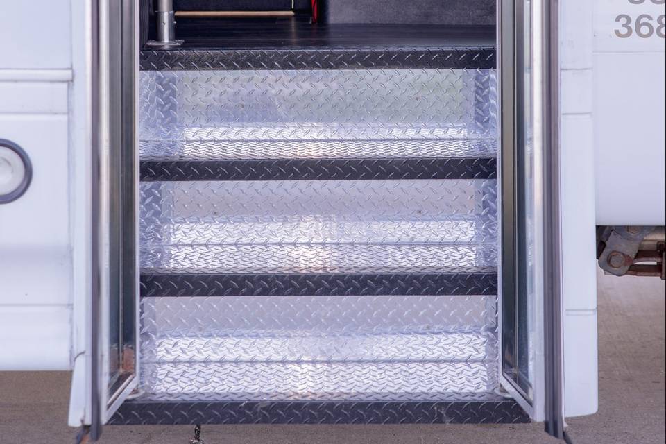 Aluminum Diamond Plated Stairs
