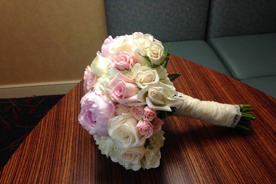 Pink and white bouquet