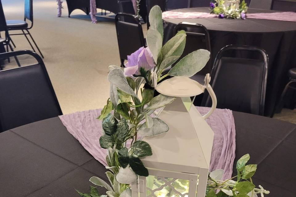 Lanterns as Centerpieces