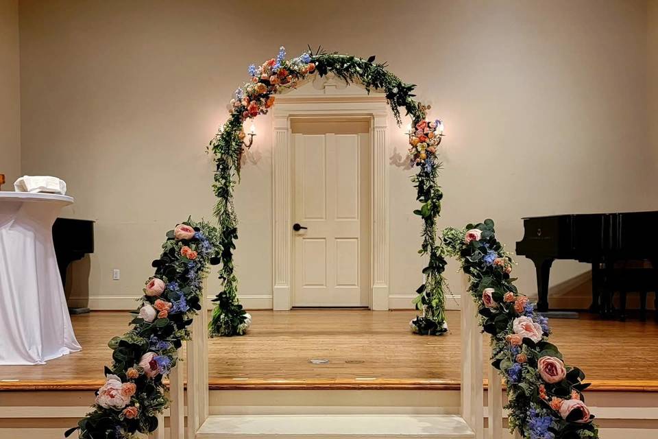 Aisle Decor with Pink Ribbons