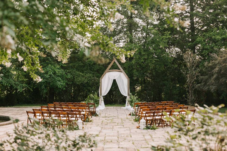 Outdoor ceremony