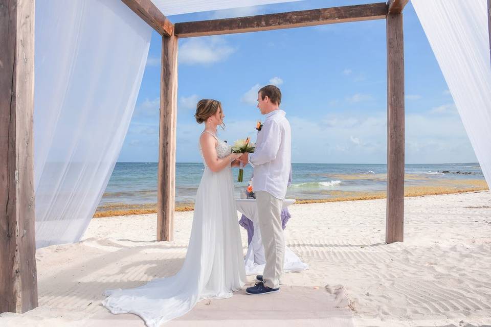 Destination wedding beach