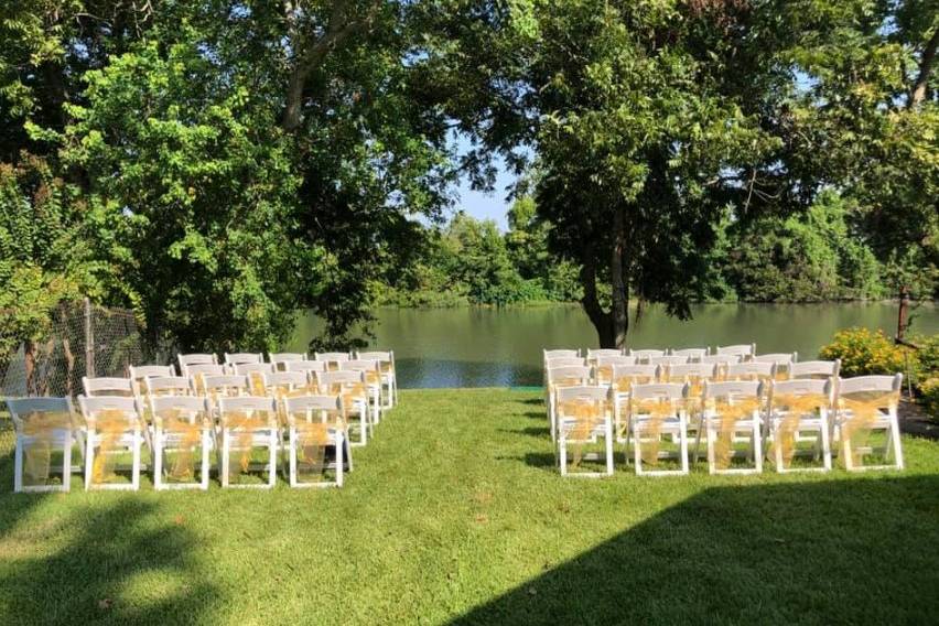 Wedding on the lake