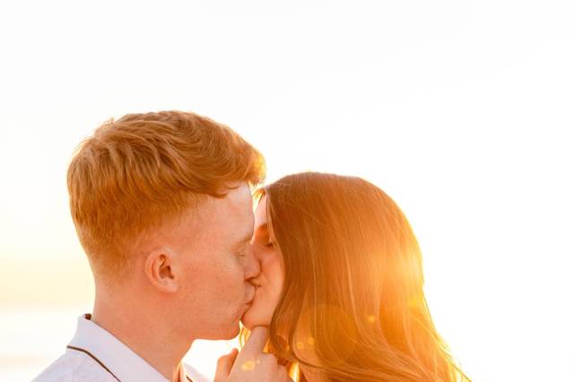 Bride and groom - Adriana Mich