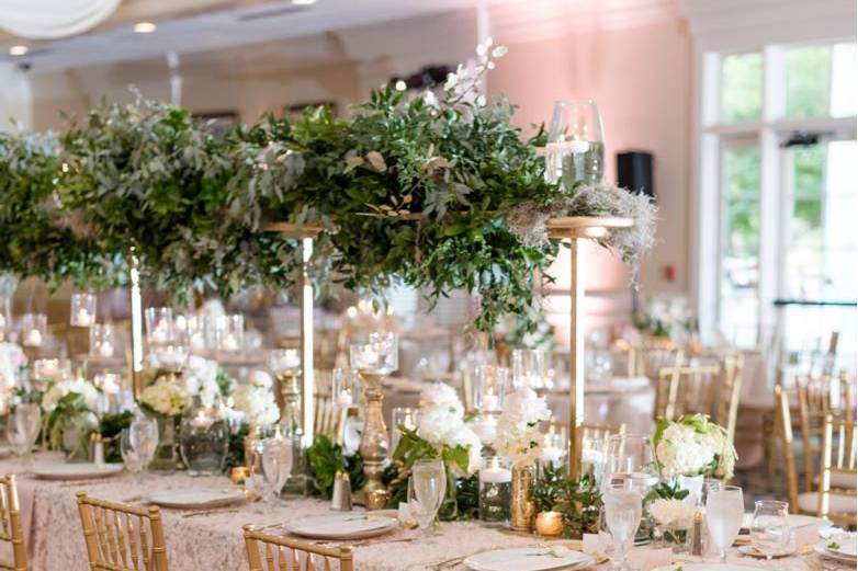 Head table arrangement