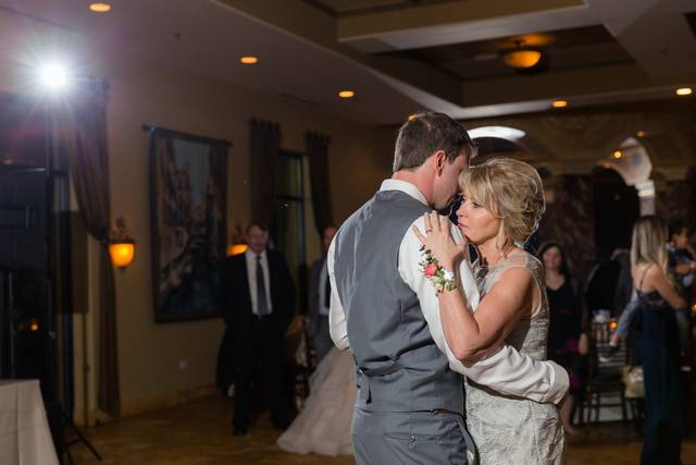 Married couple dance