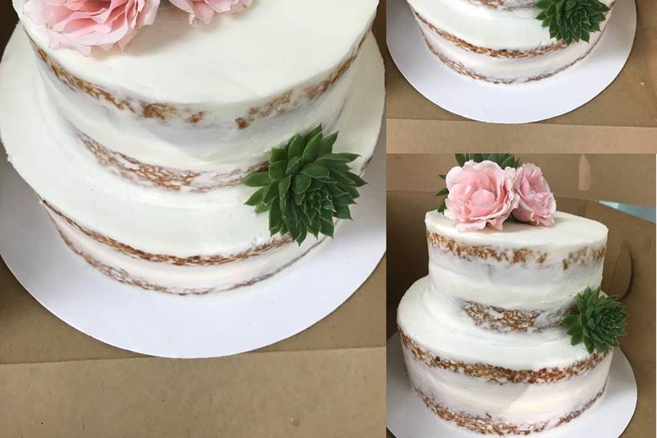 2 tier rustic cake