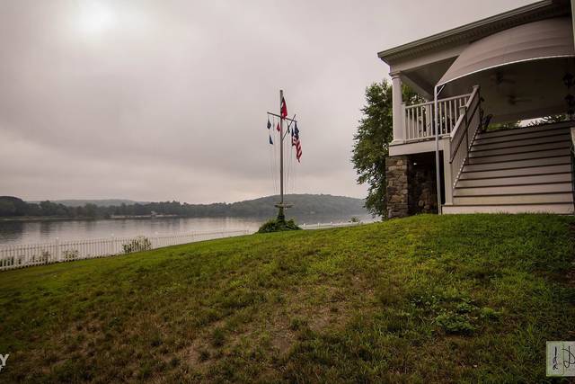 Pattanconk yacht club grounds