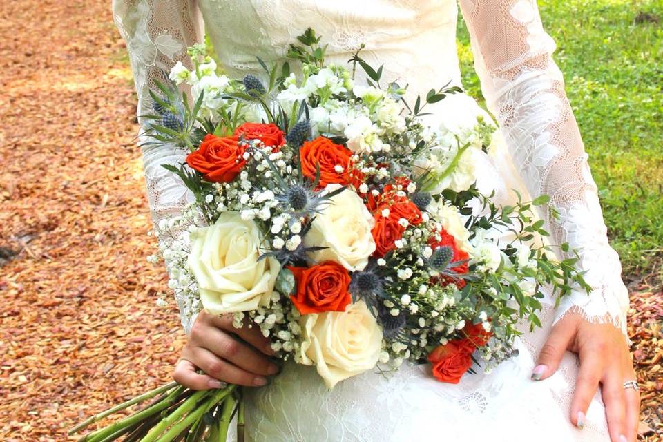 Bride with cowboy hat