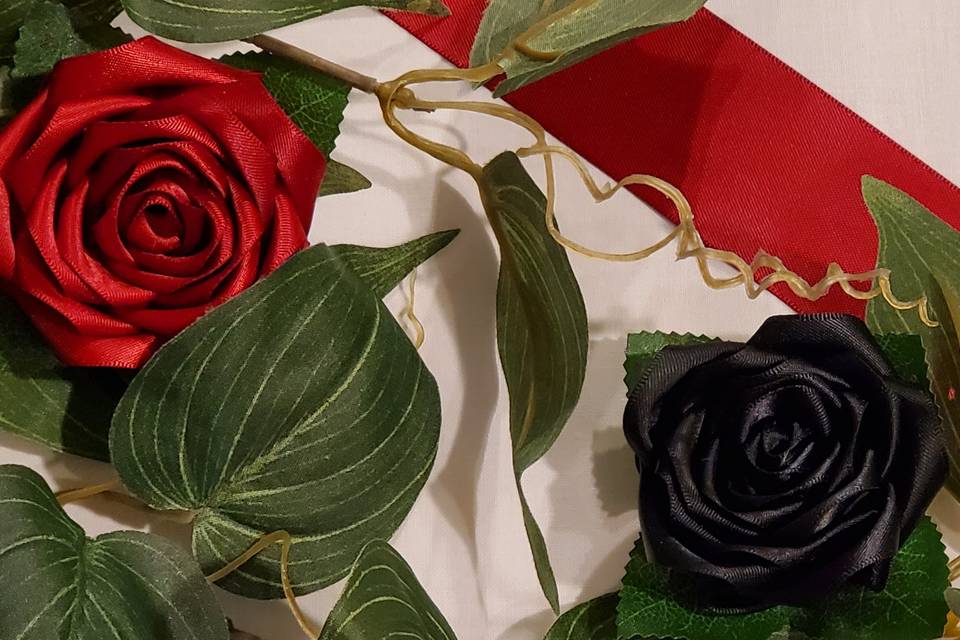 Black & Mauve Ribbon Roses