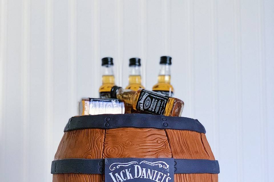 Whiskey Barrel Groom'sCake