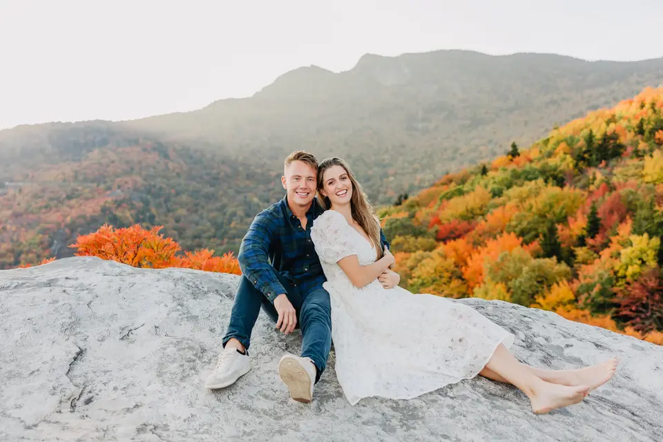 Cozy Honeymoon Session in Boone, NC » Bethany Barton Photography