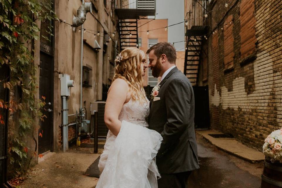 The 3 Ten Alley Patio