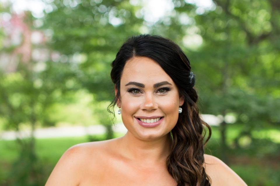 Bride with bouquet in hand