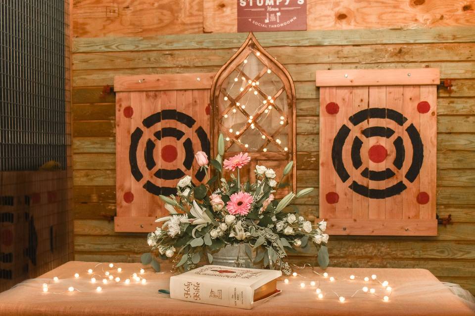 Rustic Elegant Altar up close