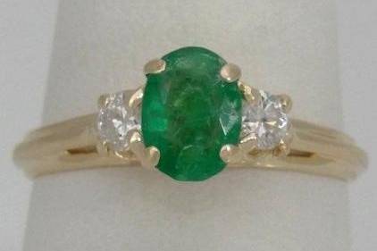 Emerald ring