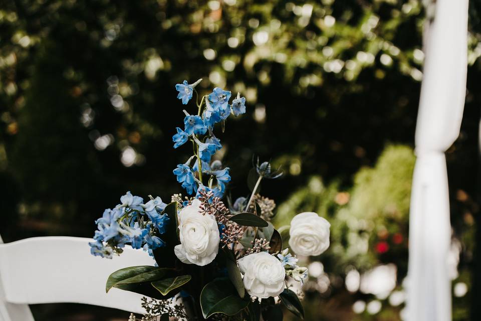 Pops of blue aisle marker