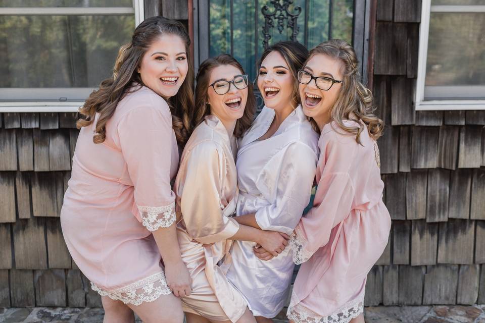 Bride and Bridesmaids in Robes