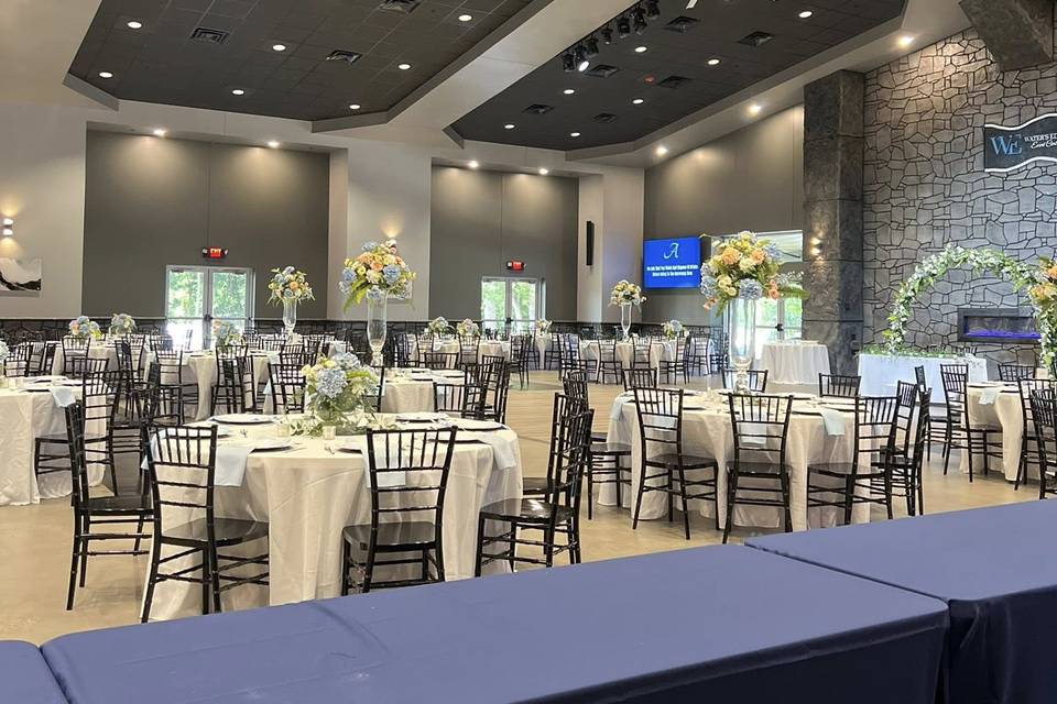 Lots of decor options