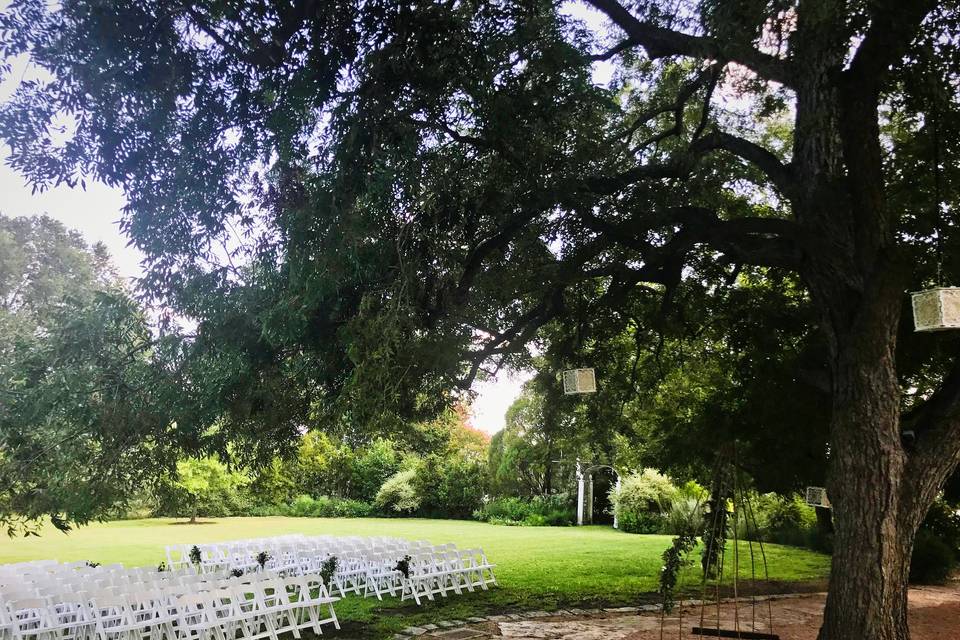 Pre-Ceremony at Barr Mansion