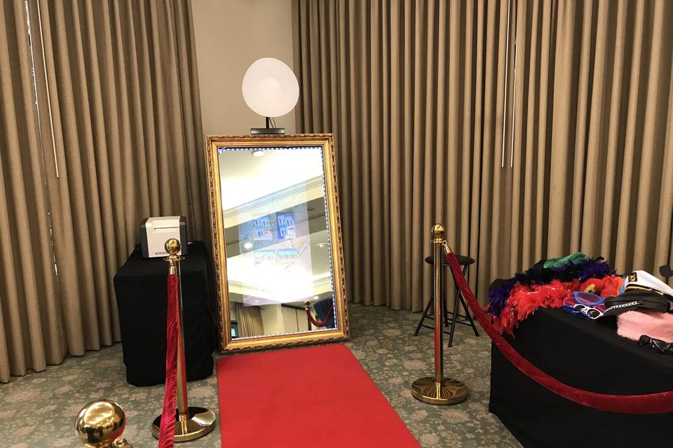 Red carpet magic mirror booth