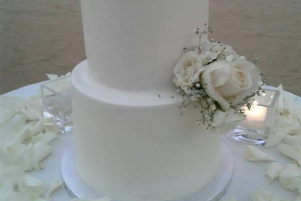 Simple White with flowers