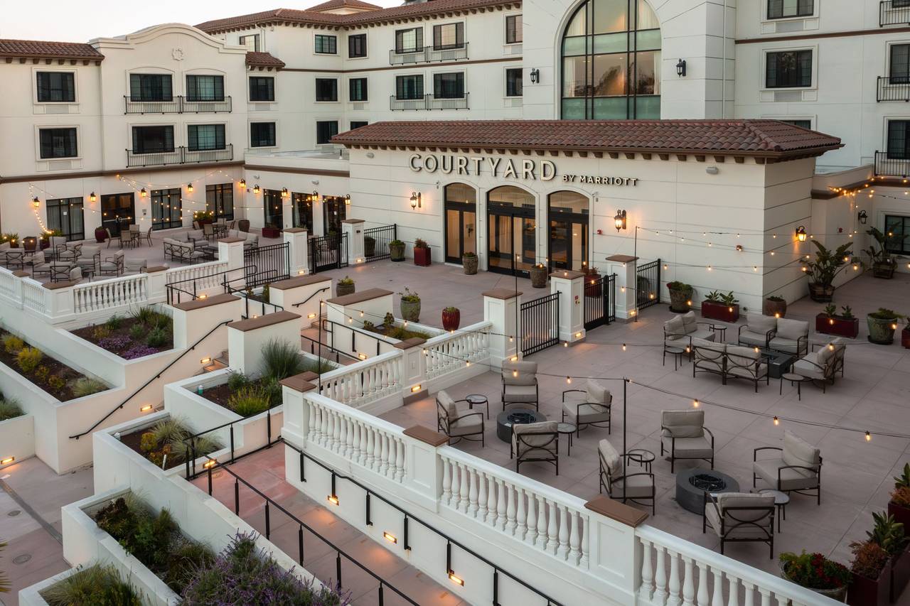 Courtyard by Marriott Santa Cruz - Hotel Weddings - Santa Cruz, CA ...