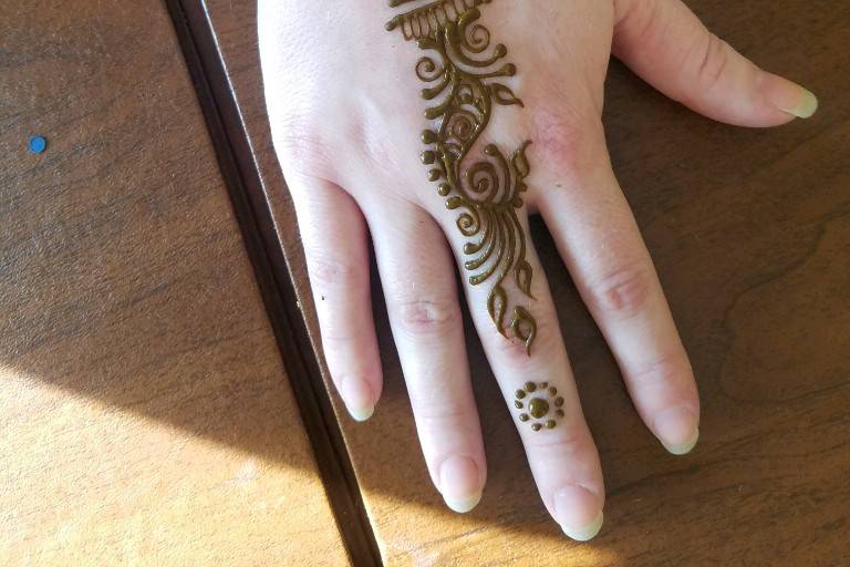 Unnati'Z Mehndi Henna Art