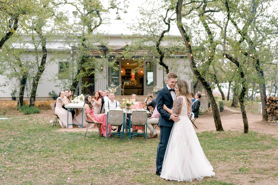 First dance under the oaks