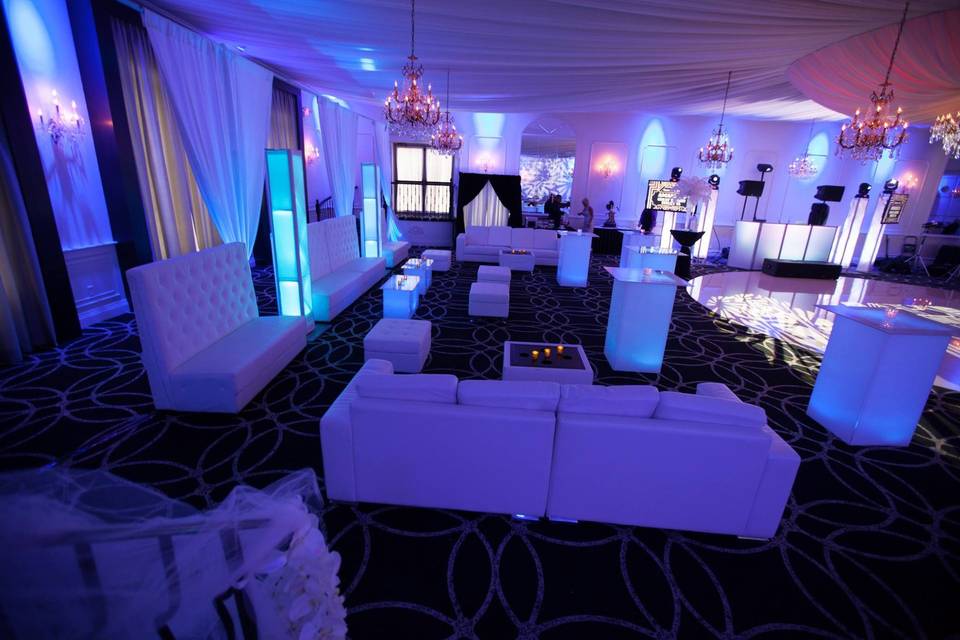 Lounge Furniture and DecorPipe and DrapeLED Light-Up Tables