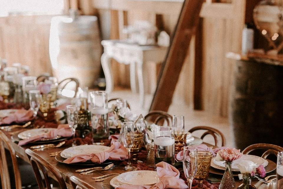 Pretty Little Vintage Co.