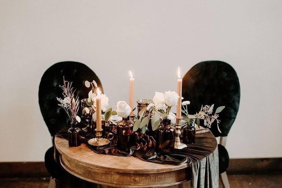 Pretty Little Vintage Co.