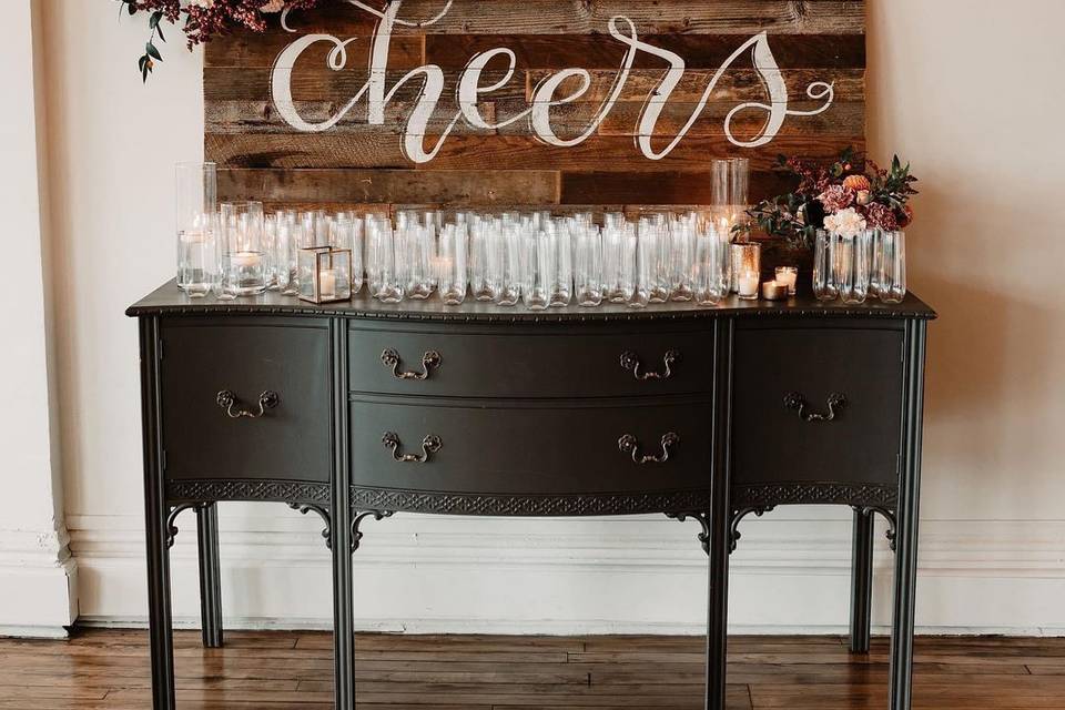 Pretty Little Vintage Co.
