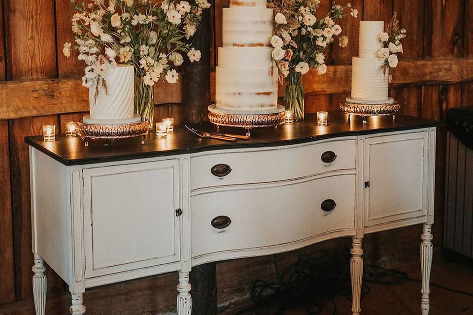 Pretty Little Vintage Co.