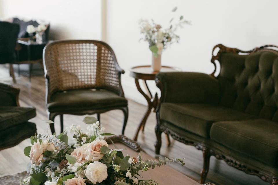Pretty Little Vintage Co.