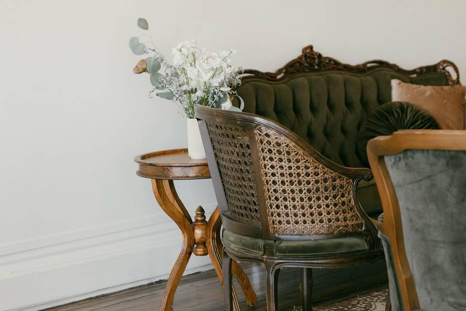 Pretty Little Vintage Co.