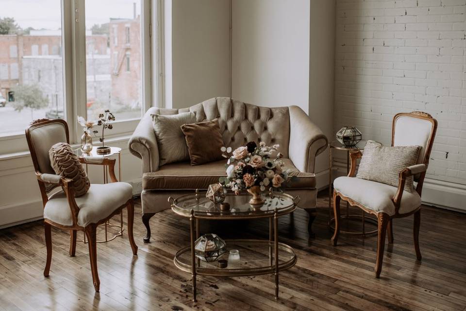 Pretty Little Vintage Co.