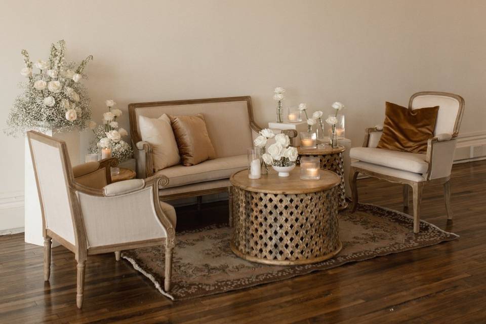 Pretty Little Vintage Co.
