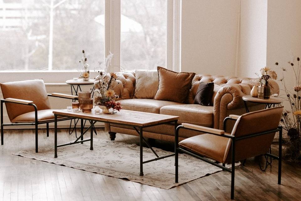 Pretty Little Vintage Co.